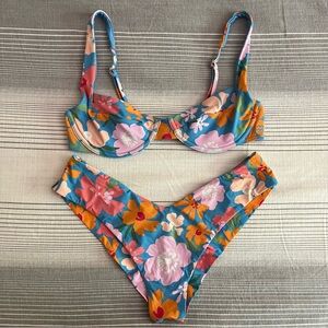 Billabong Underwire Bikini Set